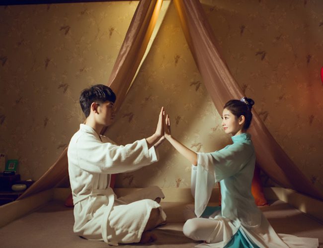 昆明水疗与创造力：当大脑在漂浮中重启